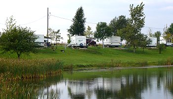Illinois Campground and Hunt Club offers camping